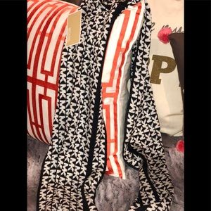 Michael Kors Signature Scarf NWT Black/White-Cream